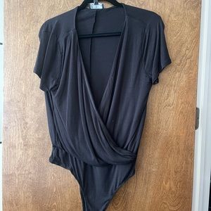 Black bodysuit short sleeve